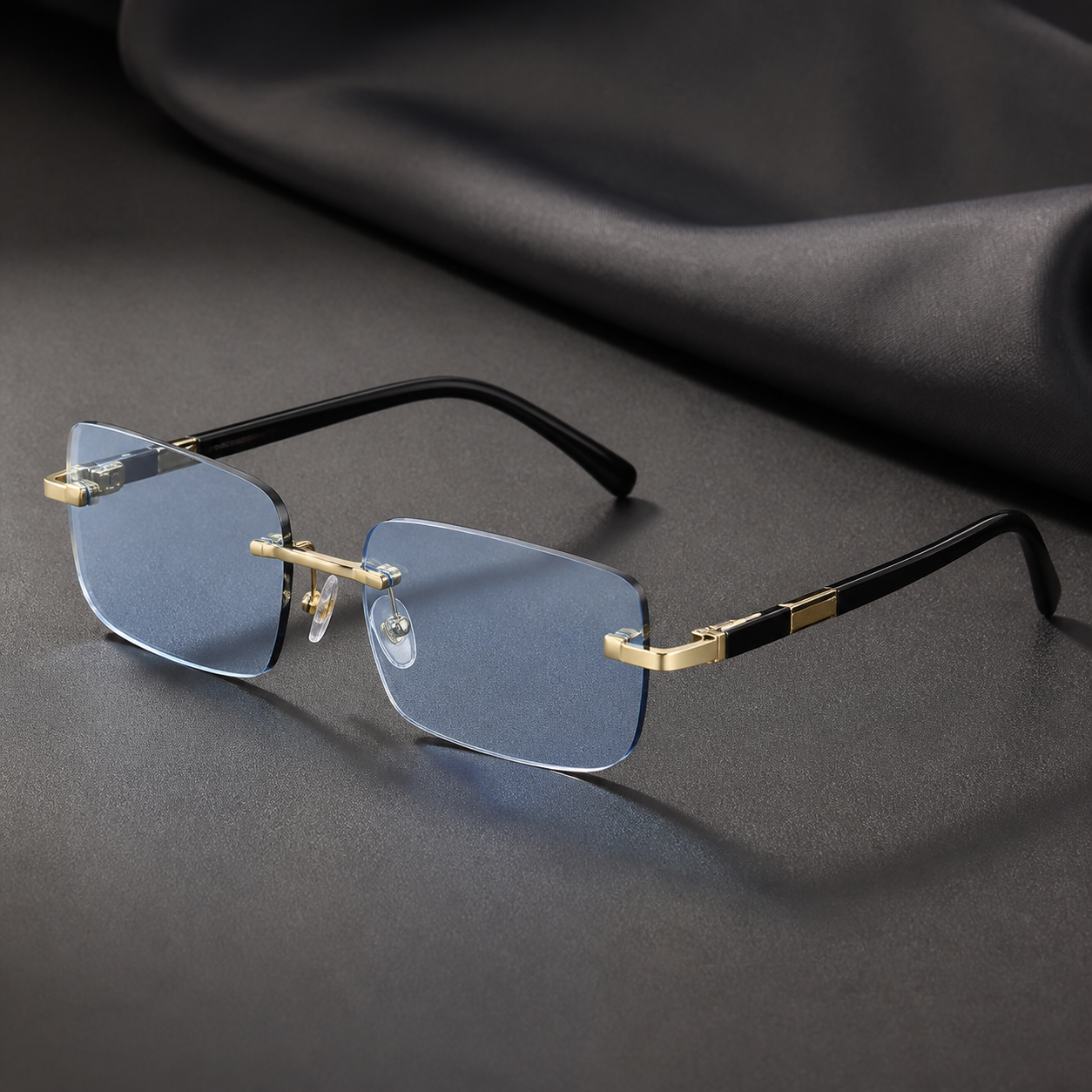 Ramitos Sonnenbrille in dunklem Studio-Setting